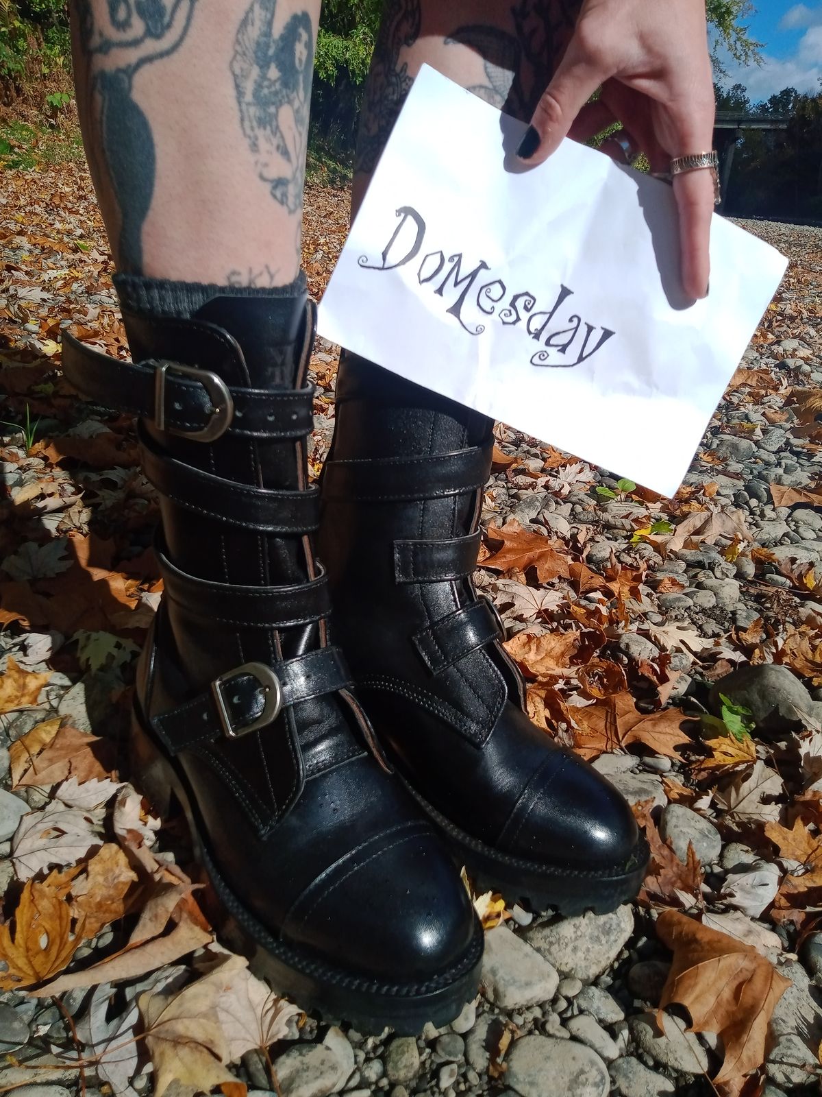 Photo by Tankerbell on October 6, 2024 of the Vintos Boots Tanker in Black Full Grain Leather.