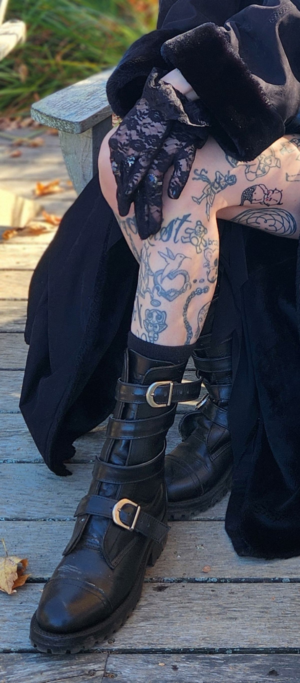 Photo by Tankerbell on November 6, 2024 of the Vintos Boots Tanker in Black Full Grain Leather.