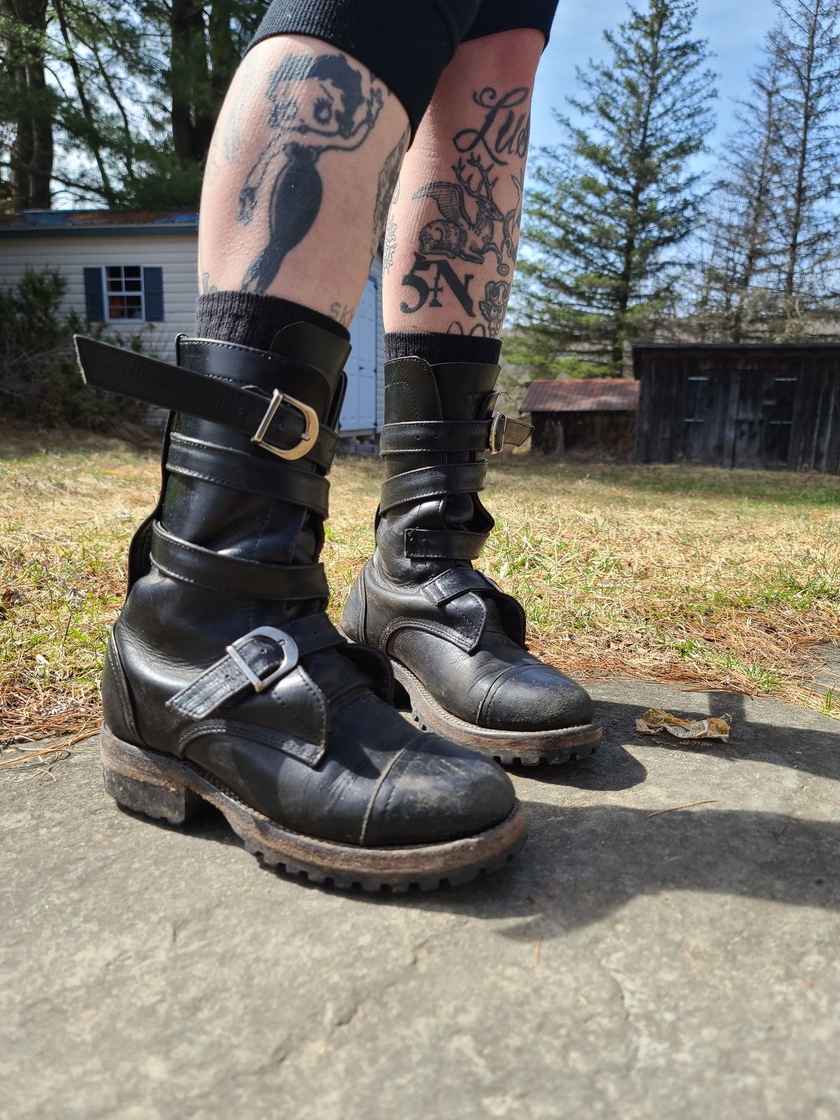 Photo by Tankerbell on April 4, 2025 of the Vintos Boots Tanker in Black Full Grain Leather.