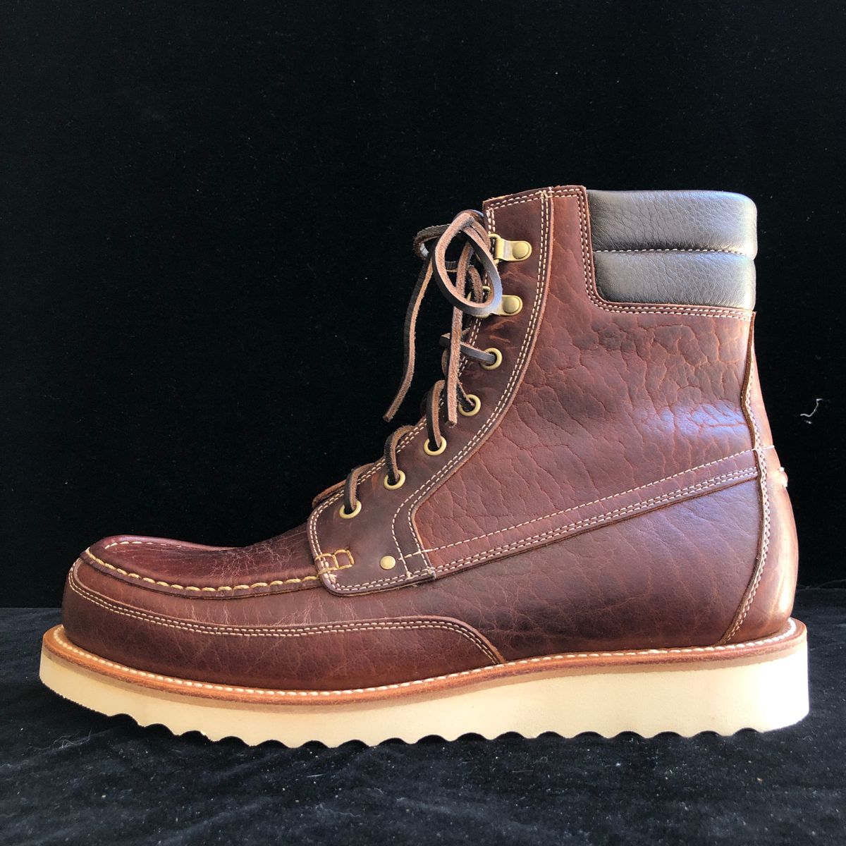 Photo by brnc0 on June 16, 2025 of the Grant Stone Field Boot in Seidel Walnut Bison.