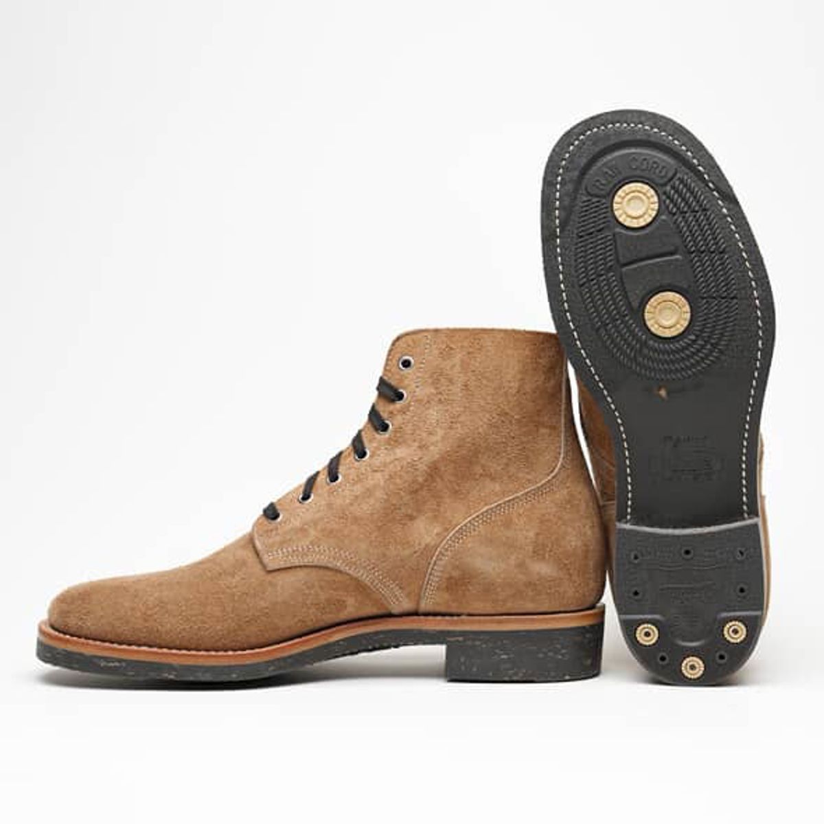 Photo by bconner2112 on September 9, 2025 of the Johnny Works Retro Work Boot in Natural Rough Out.