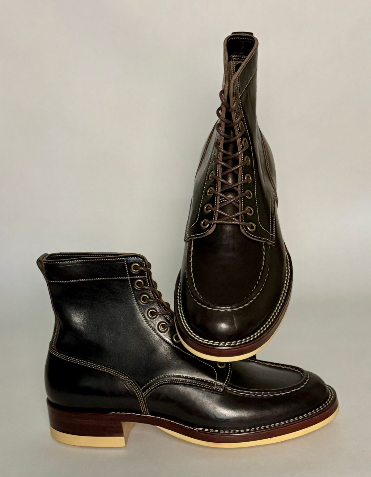 Photo by bconner2112 on September 2, 2025 of the Onderhoud MC01 Moc Toe Boot in Maryam T. Moro Horsebutt.