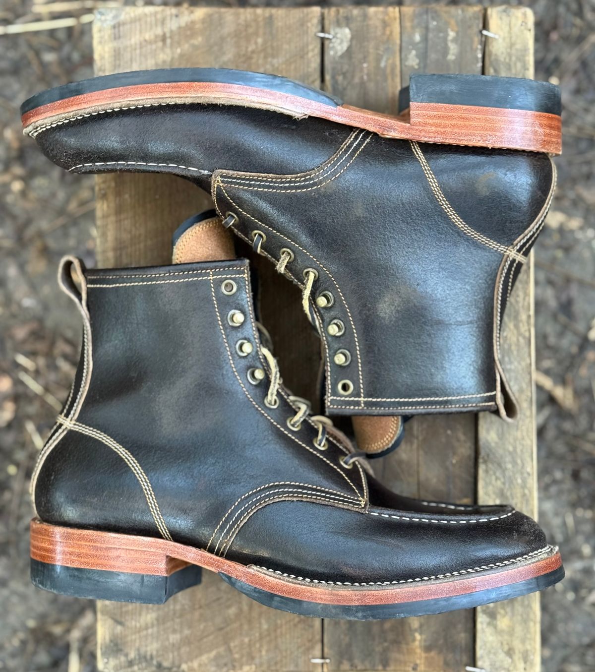 Photo by bconner2112 on November 3, 2025 of the Fortis Boots Moc Toe in Horween Java Waxed Flesh.