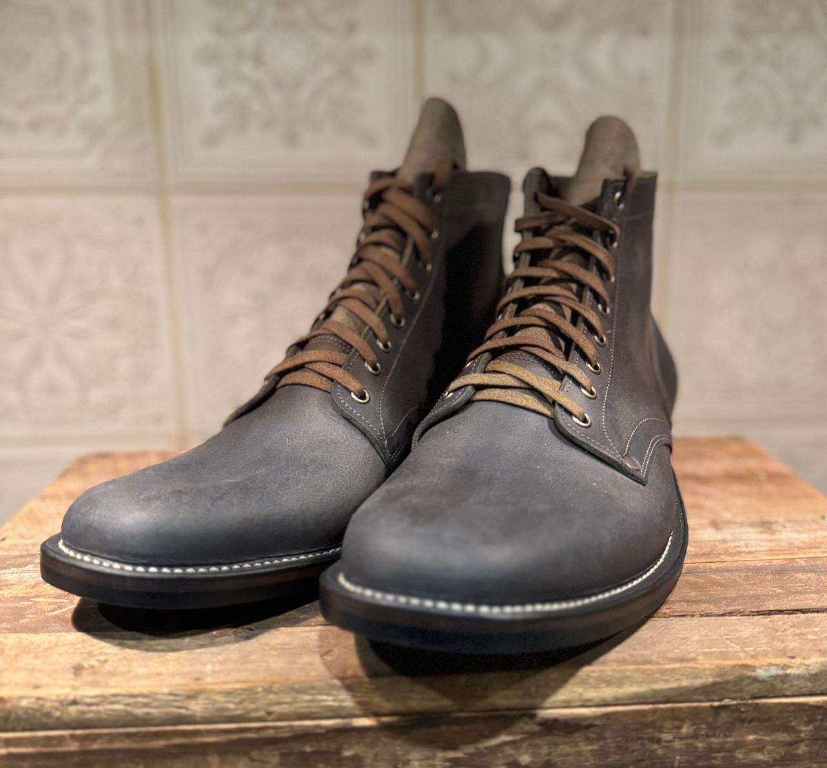 Photo by bconner2112 on May 23, 2026 of the NF Bootmaker Milton Boot in Horween Mystery Grey.
