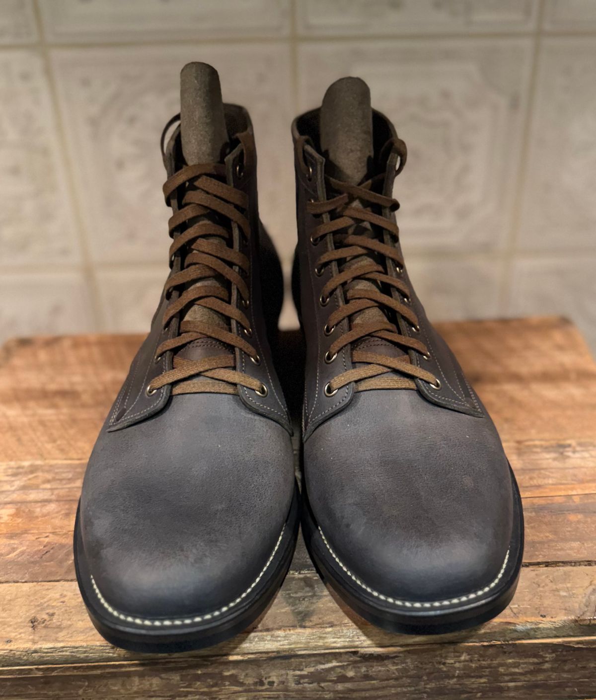 Photo by bconner2112 on May 23, 2026 of the NF Bootmaker Milton Boot in Horween Mystery Grey.