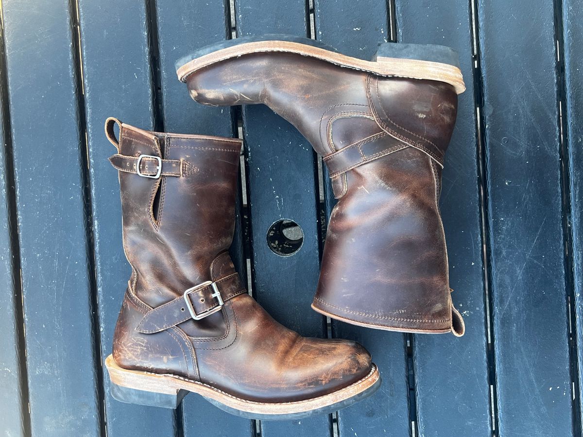 Photo by DrJohnCrunch on January 5, 2025 of the Crush on Retro Engineer in Brown Cowhide.