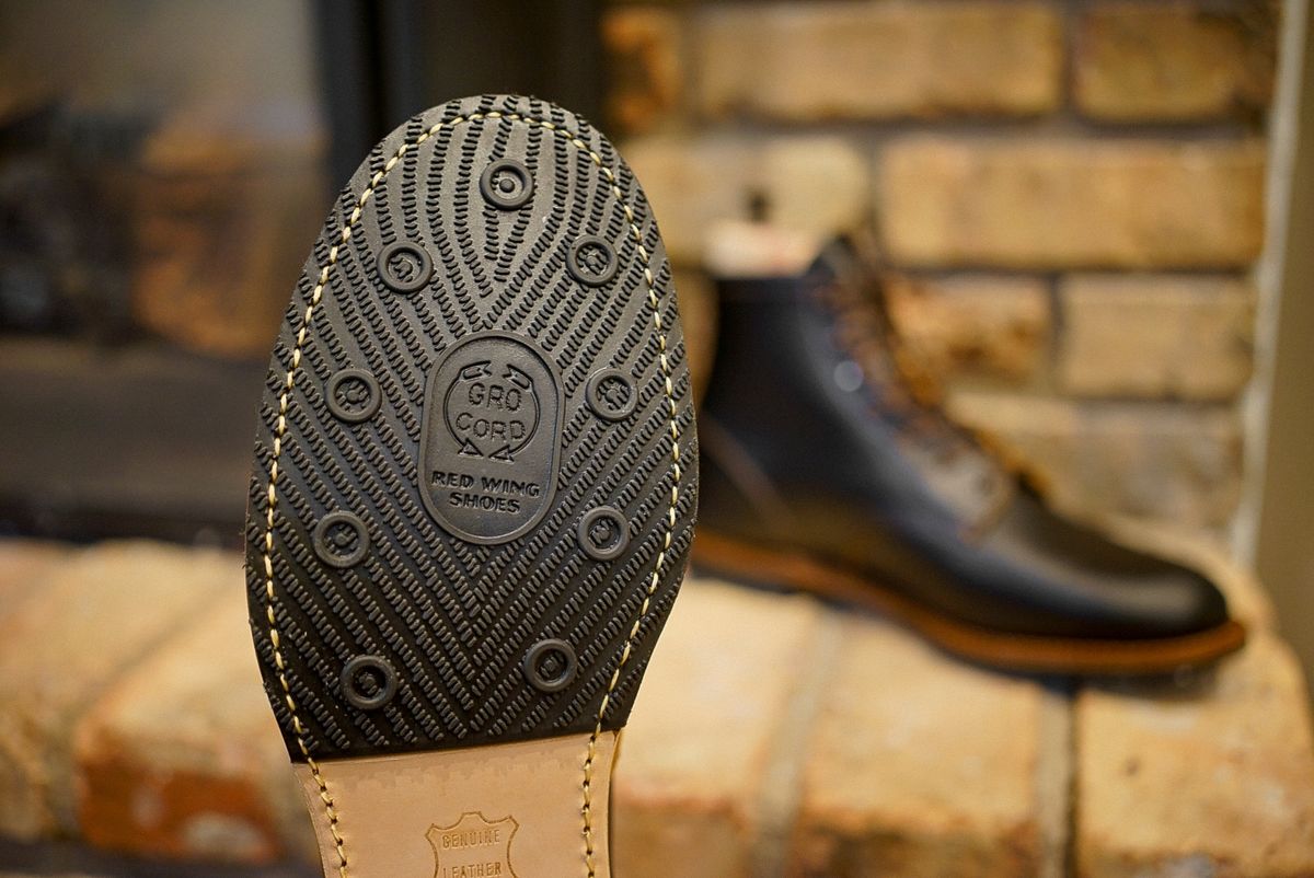 Photo by fancyfootwork15 on December 21, 2024 of the Red Wing Beckman in S.B. Foot Black Klondike.