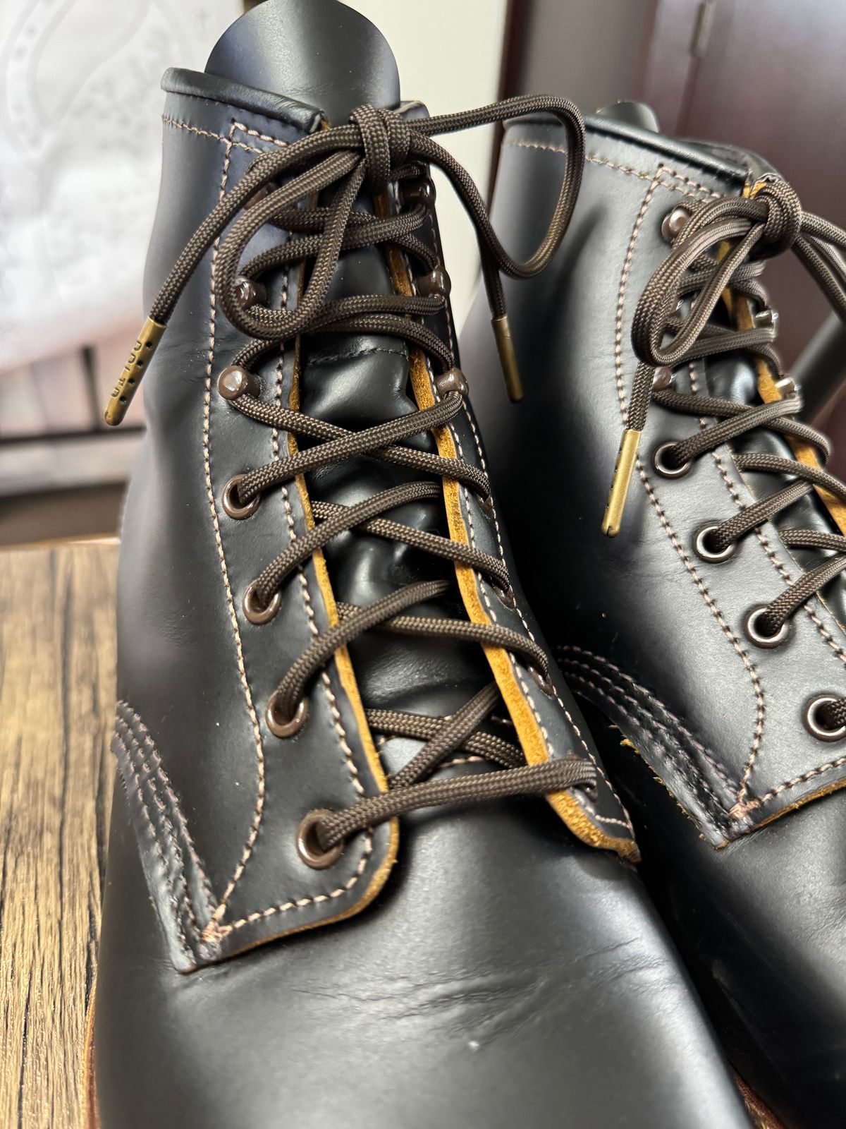 Photo by fancyfootwork15 on January 3, 2025 of the Red Wing Beckman in S.B. Foot Black Klondike.