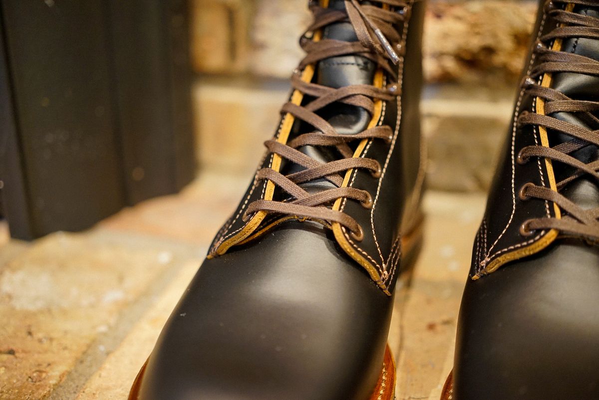 Photo by fancyfootwork15 on December 21, 2024 of the Red Wing Beckman in S.B. Foot Black Klondike.