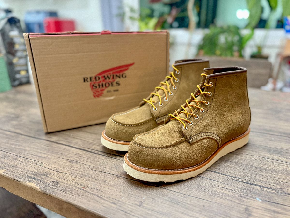 Photo by fancyfootwork15 on December 20, 2025 of the Red Wing 6-Inch Classic Moc in S.B. Foot Olive Mohave Roughout.
