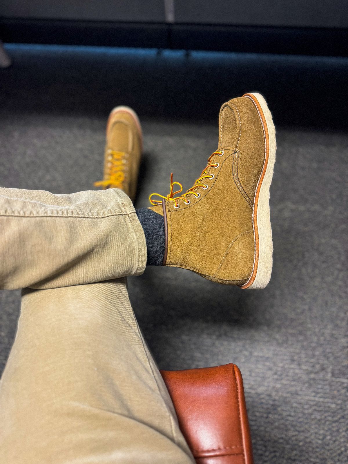 Photo by fancyfootwork15 on December 23, 2025 of the Red Wing 6-Inch Classic Moc in S.B. Foot Olive Mohave Roughout.