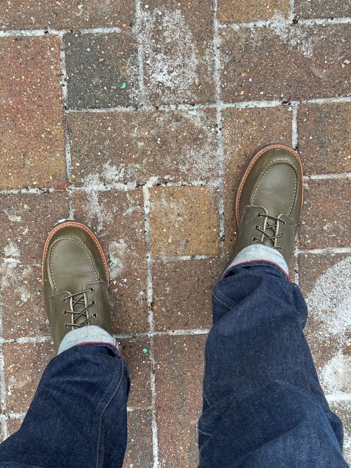 Photo by fancyfootwork15 on December 5, 2025 of the Red Wing 6-Inch Classic Moc in S.B. Foot Alpine Portage.