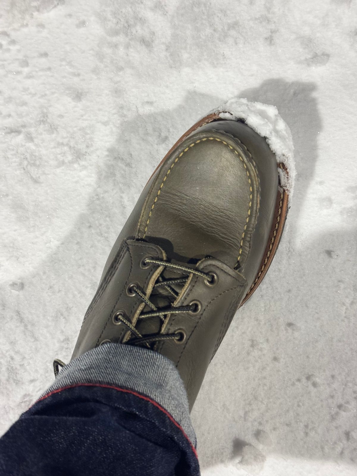 Photo by fancyfootwork15 on November 26, 2025 of the Red Wing 6-Inch Classic Moc in S.B. Foot Alpine Portage.