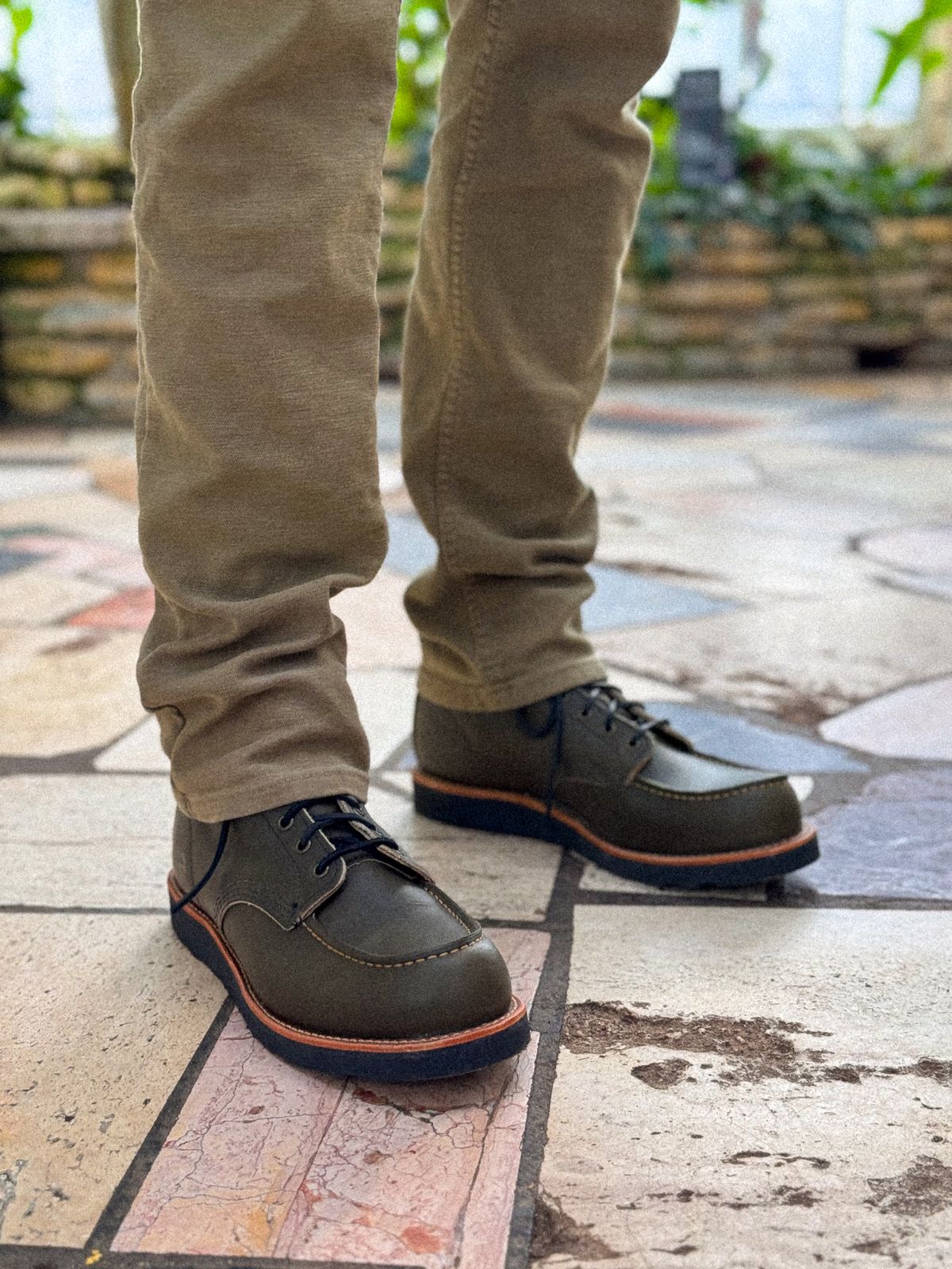 Photo by fancyfootwork15 on January 25, 2025 of the Red Wing 6-Inch Classic Moc in S.B. Foot Alpine Portage.