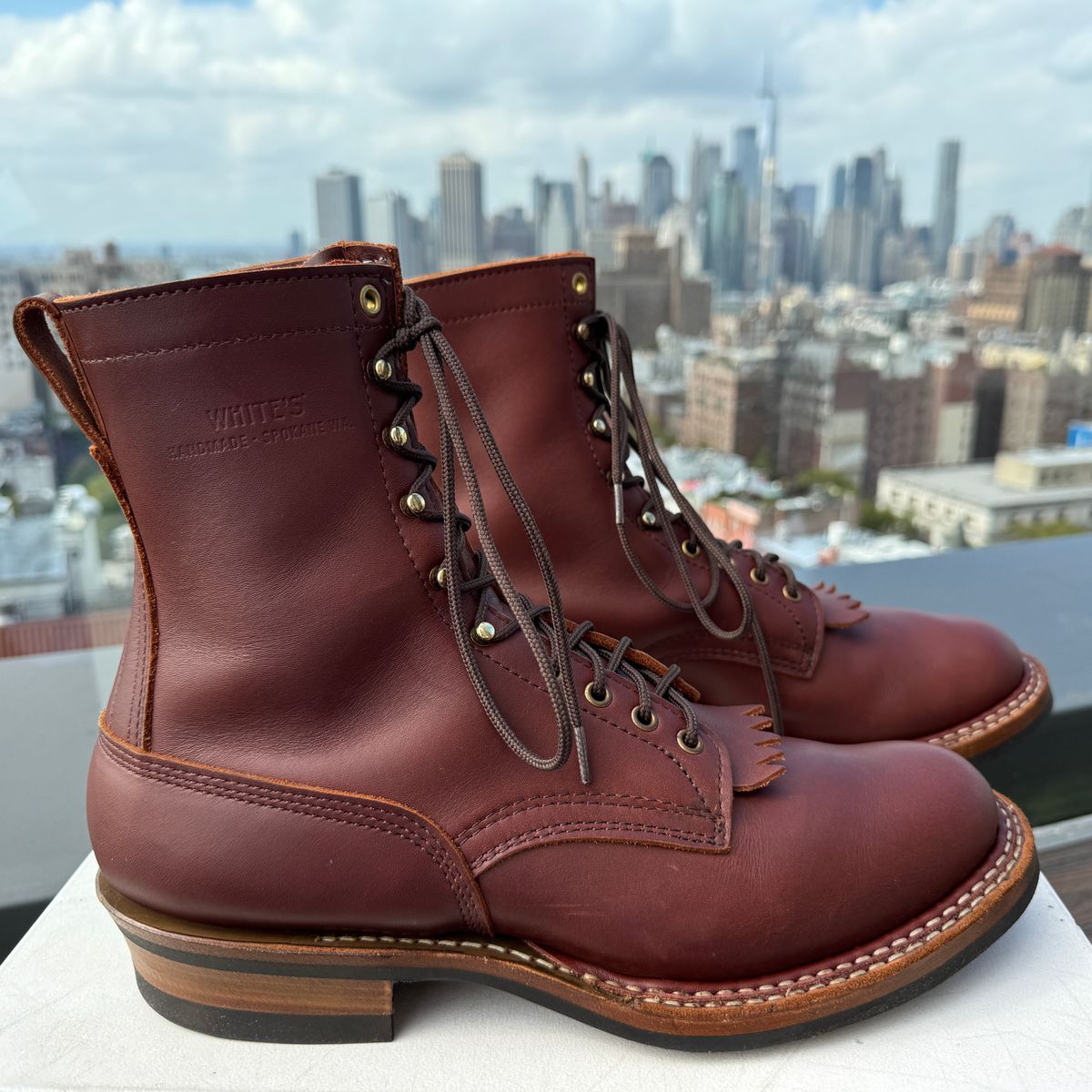 Photo by AlexB on October 3, 2024 of the White's Farmer/Rancher in Seidel Red Dog Oil Tan.