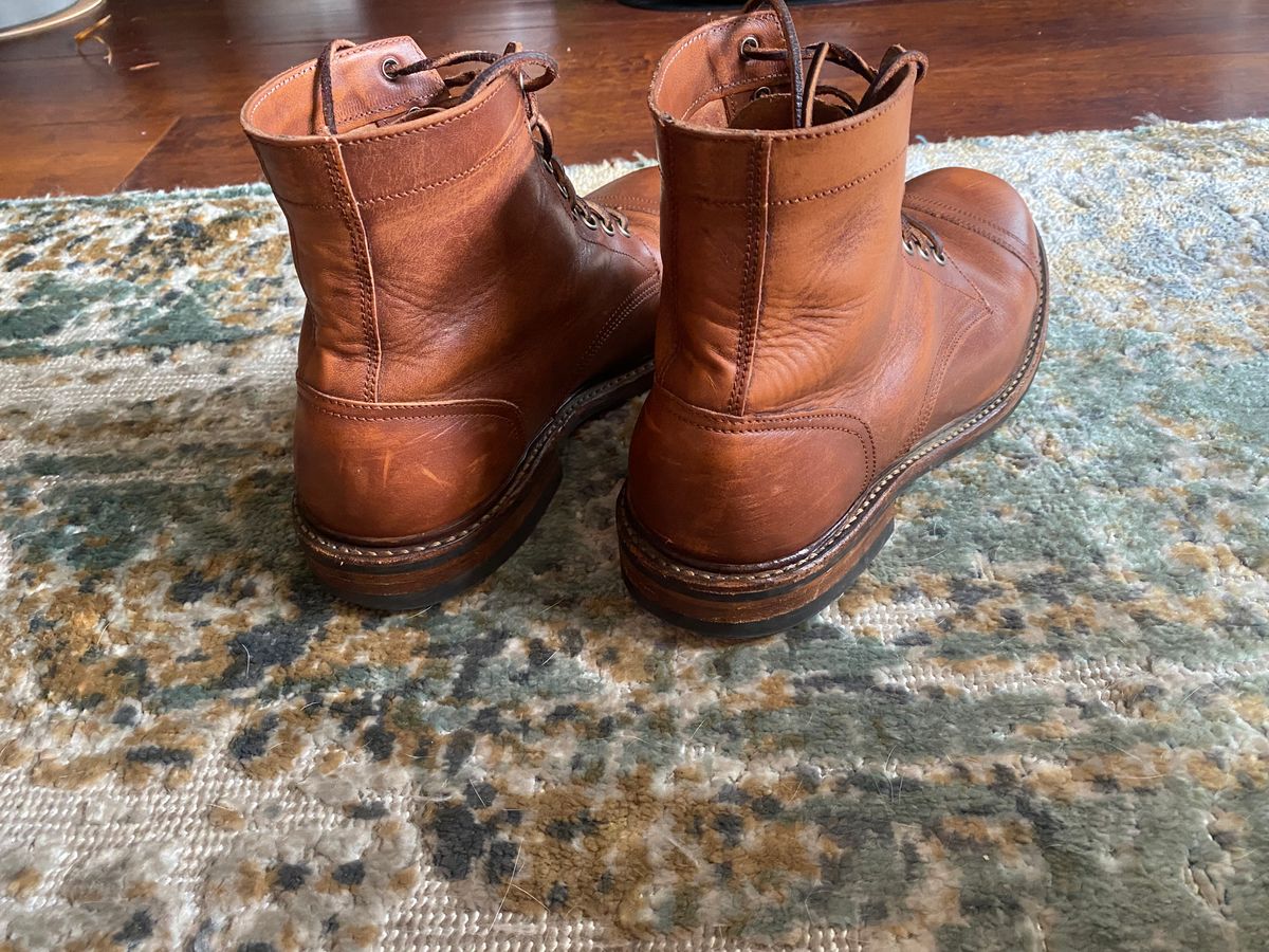 Photo by fogbreaker on July 15, 2024 of the Oak Street Bootmakers Trench Boot in Walnut Overdye Camello Asportabile.