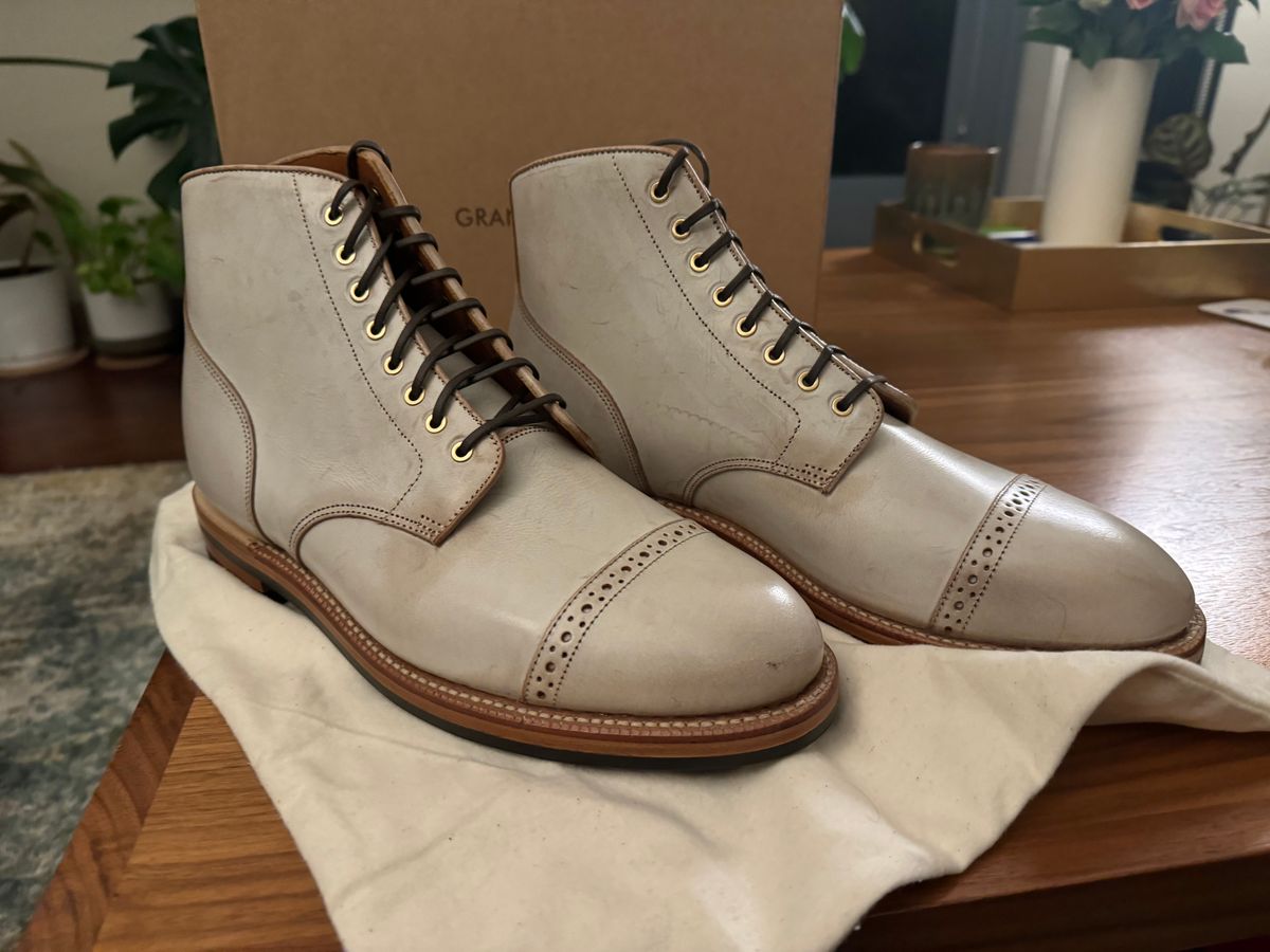 Photo by fogbreaker on November 2, 2024 of the Grant Stone Garrison Boot in Conceria Walpier Ghost Buttero.