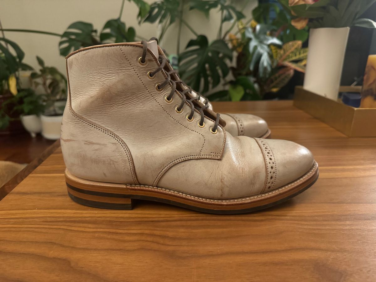 Photo by fogbreaker on November 23, 2024 of the Grant Stone Garrison Boot in Conceria Walpier Ghost Buttero.