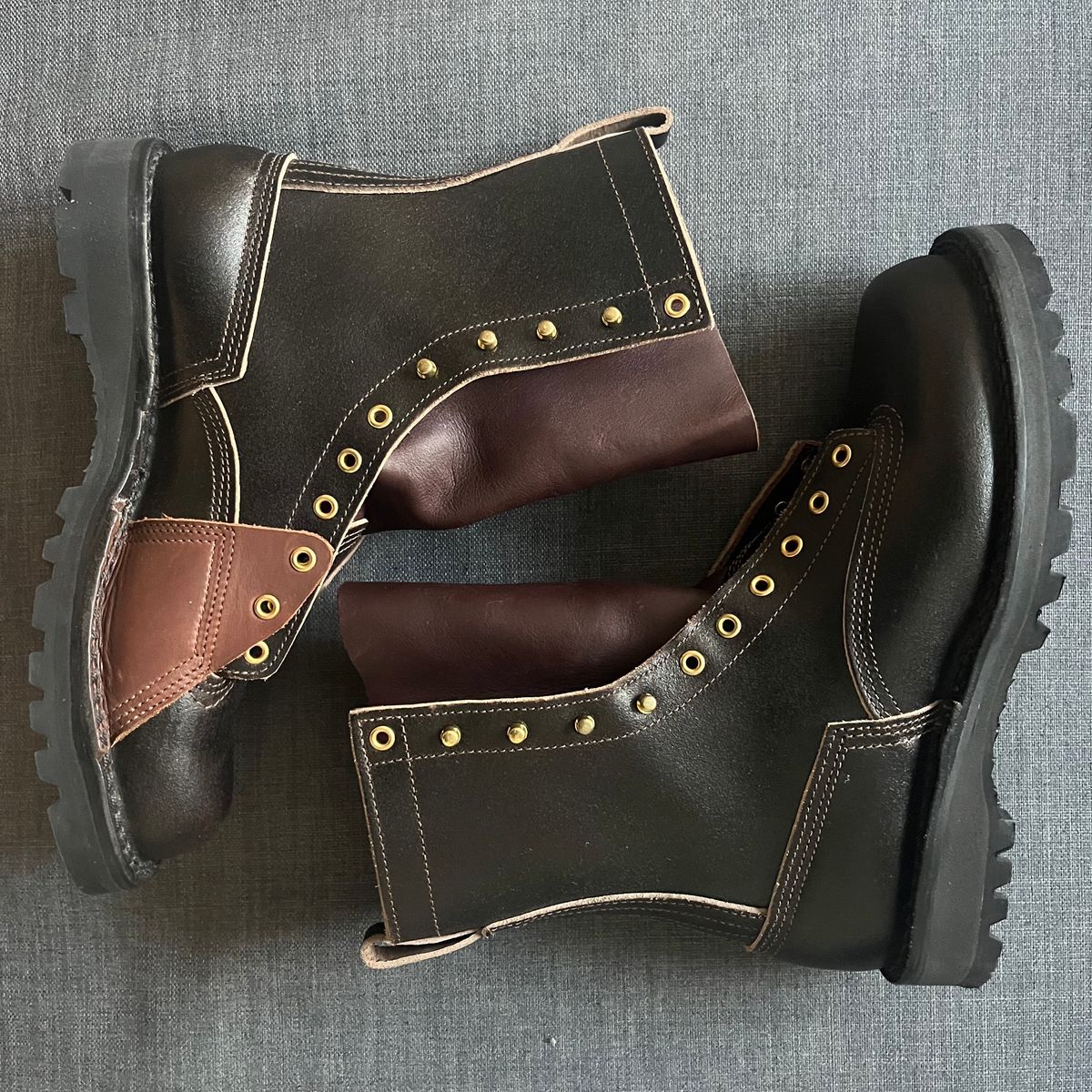 Photo by vitomule on February 28, 2024 of the Nicks x Rose Anvil ND3 in Horween Brown Waxed Flesh.
