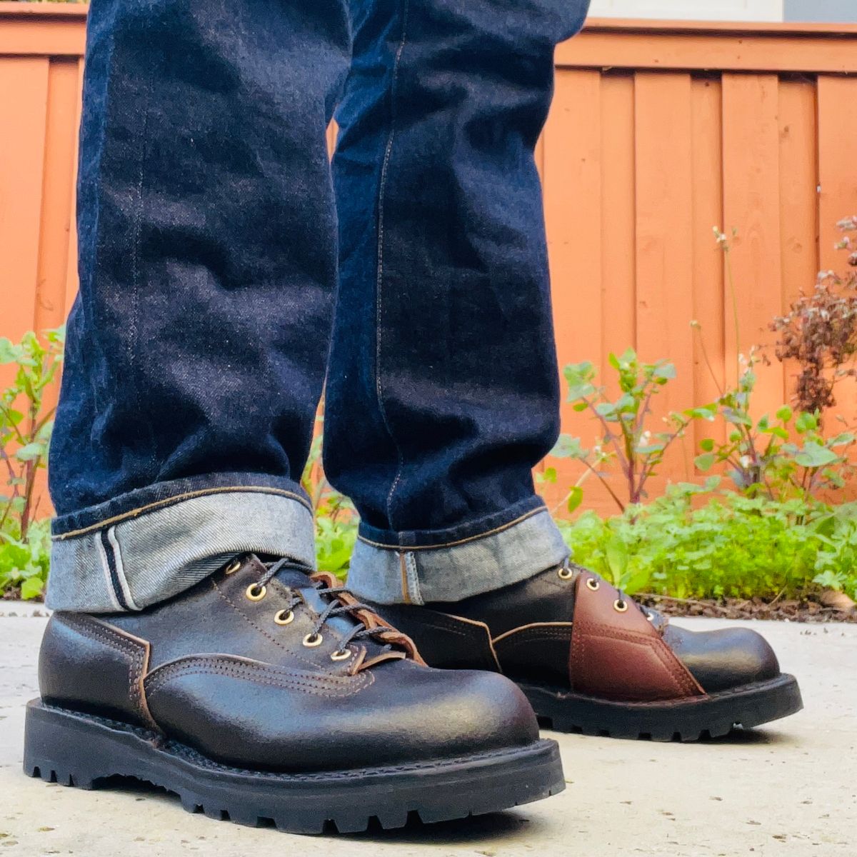 Photo by vitomule on March 18, 2024 of the Nicks x Rose Anvil ND3 in Horween Brown Waxed Flesh.