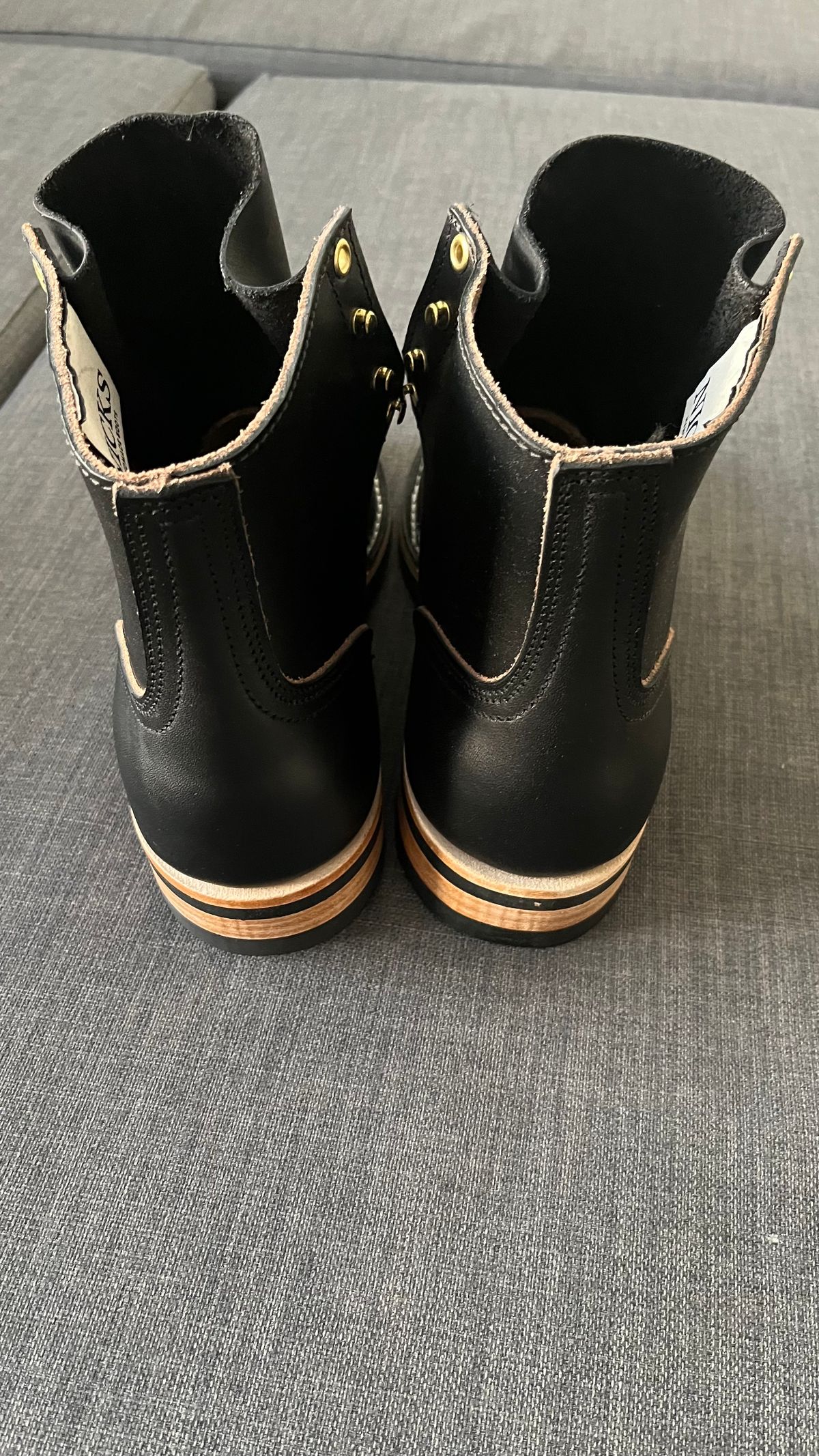 Photo by vitomule on March 12, 2024 of the Nicks Free Range in Wickett & Craig Black Oiled Latigo.