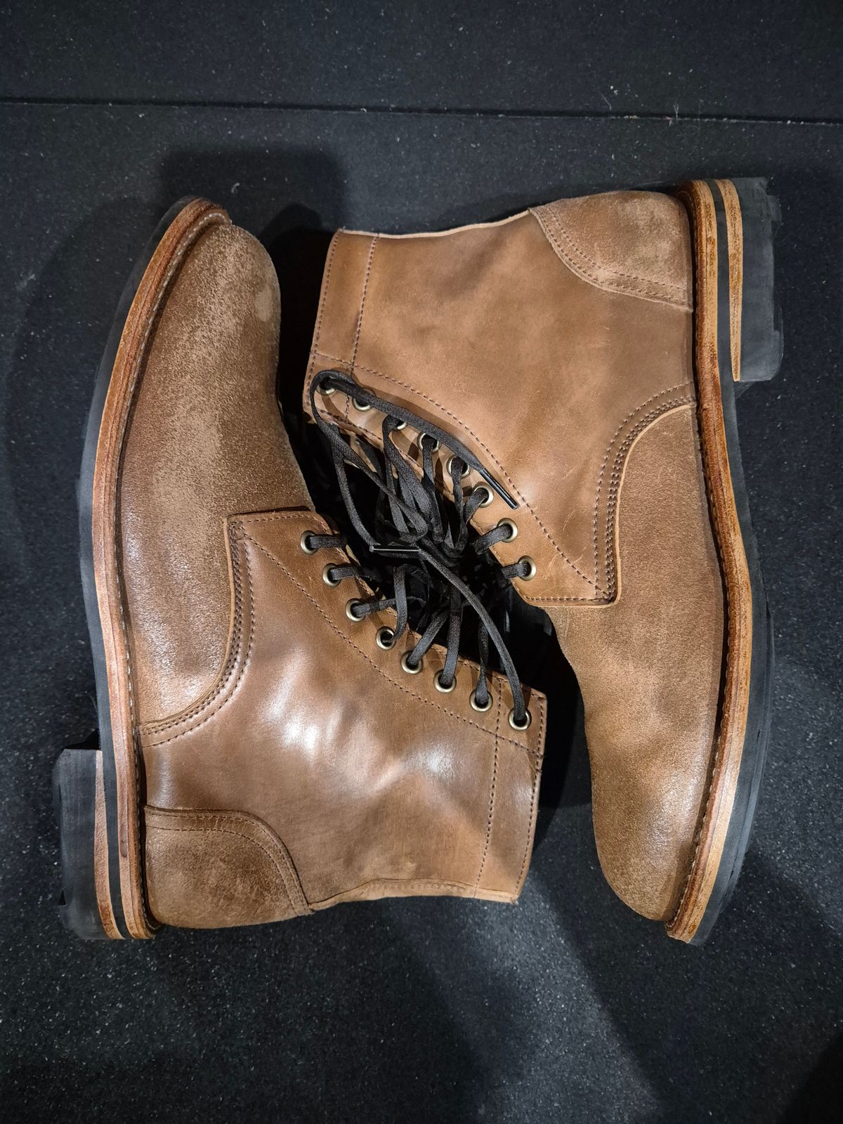 Photo by aussiebootlover on November 5, 2024 of the Oak Street Bootmakers Trench Boot in Maryam Cullata Cavallo Reverse Horse Rump.