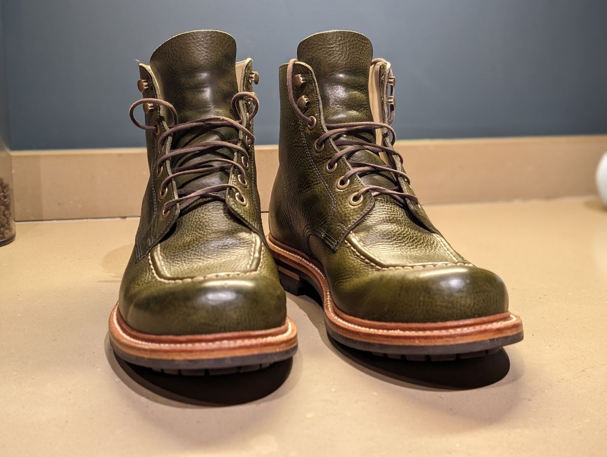 Photo by meeestermatt on March 11, 2024 of the Grant Stone Brass Boot in Badalassi Carlo Oliva Minerva Box.