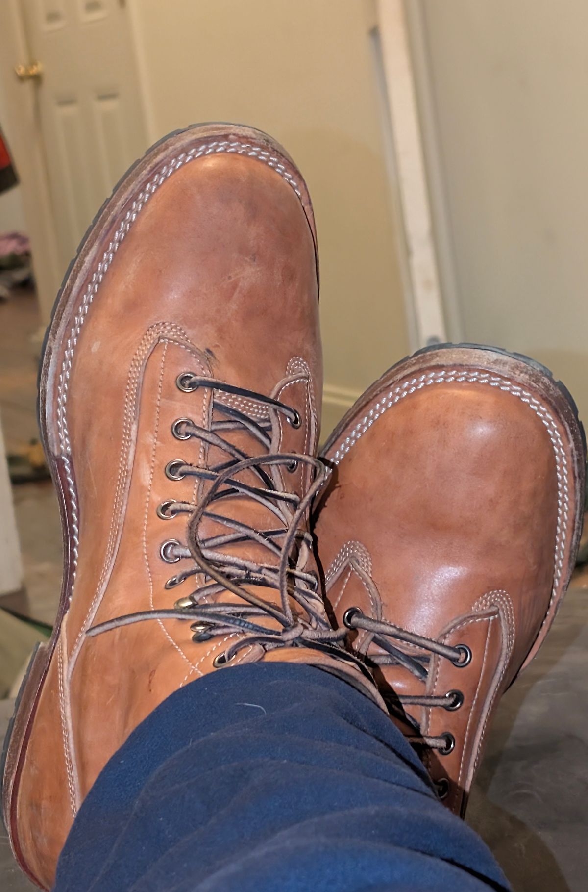 Photo by mburesh on November 21, 2025 of the Jakkrabbits Ivories Boot in Maryam Natural Horsebutt.