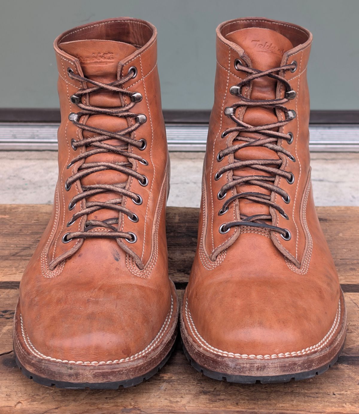 Photo by mburesh on December 5, 2025 of the Jakkrabbits Ivories Boot in Maryam Natural Horsebutt.