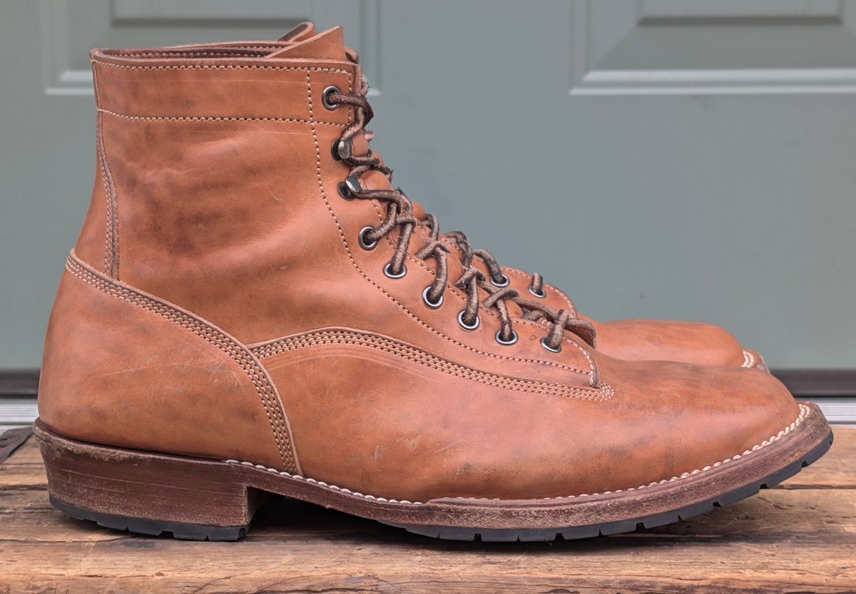 Photo by mburesh on December 5, 2025 of the Jakkrabbits Ivories Boot in Maryam Natural Horsebutt.