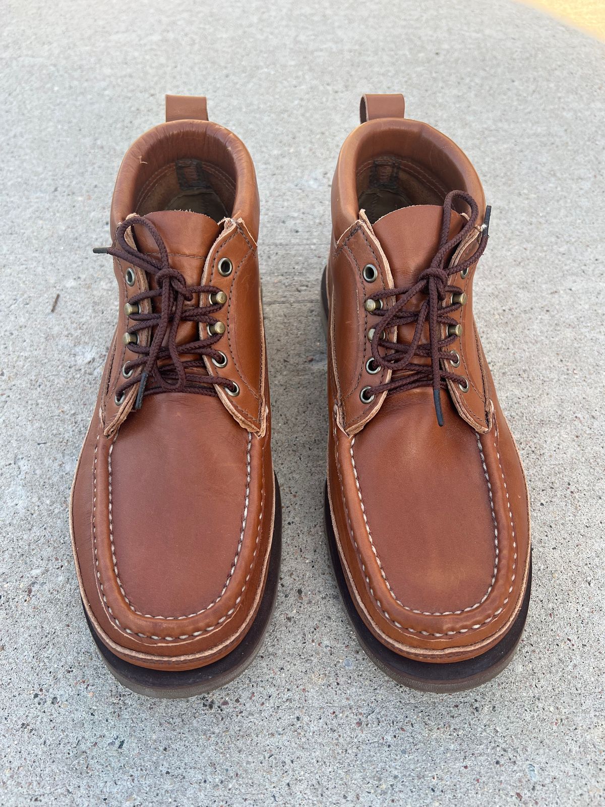 Photo by Chainstitch_1893 on October 5, 2025 of the Russell Moccasin Co. Traveling Sportsman in Tanneries Haas Tan French Veal.