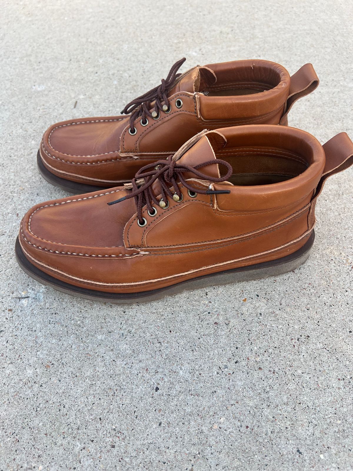 Photo by Chainstitch_1893 on October 5, 2025 of the Russell Moccasin Co. Traveling Sportsman in Tanneries Haas Tan French Veal.