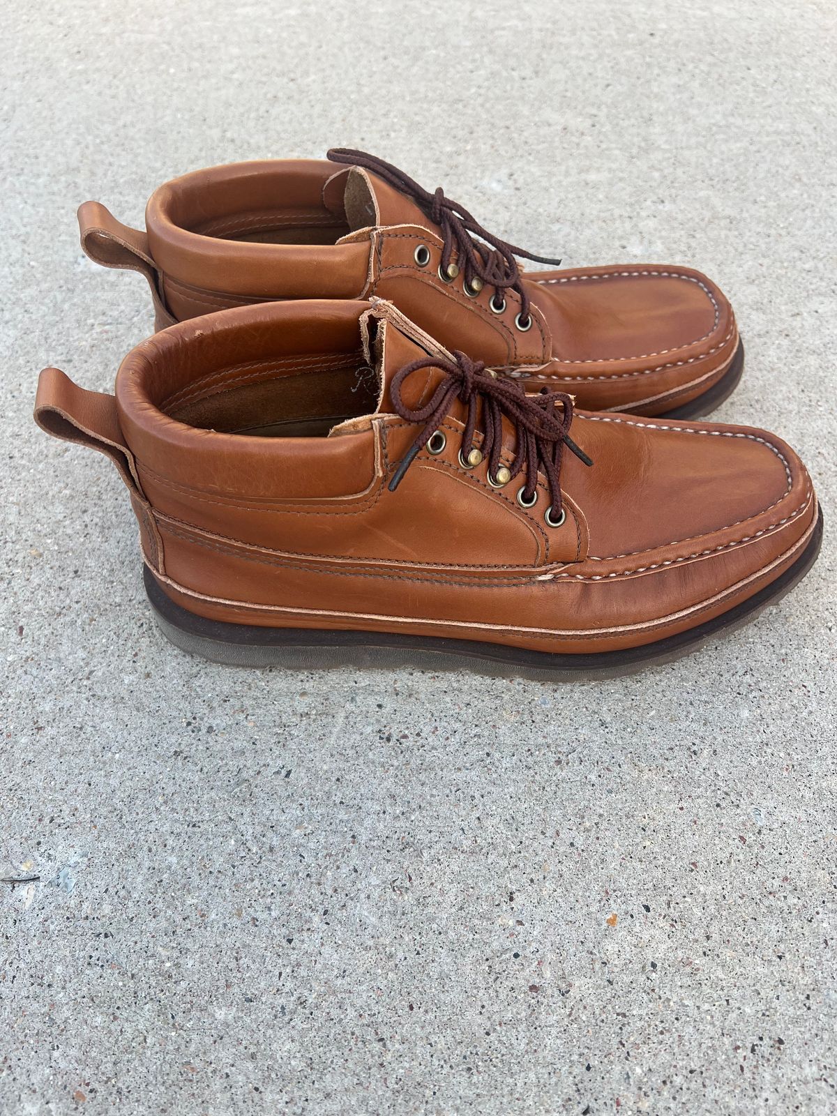 Photo by Chainstitch_1893 on October 5, 2025 of the Russell Moccasin Co. Traveling Sportsman in Tanneries Haas Tan French Veal.