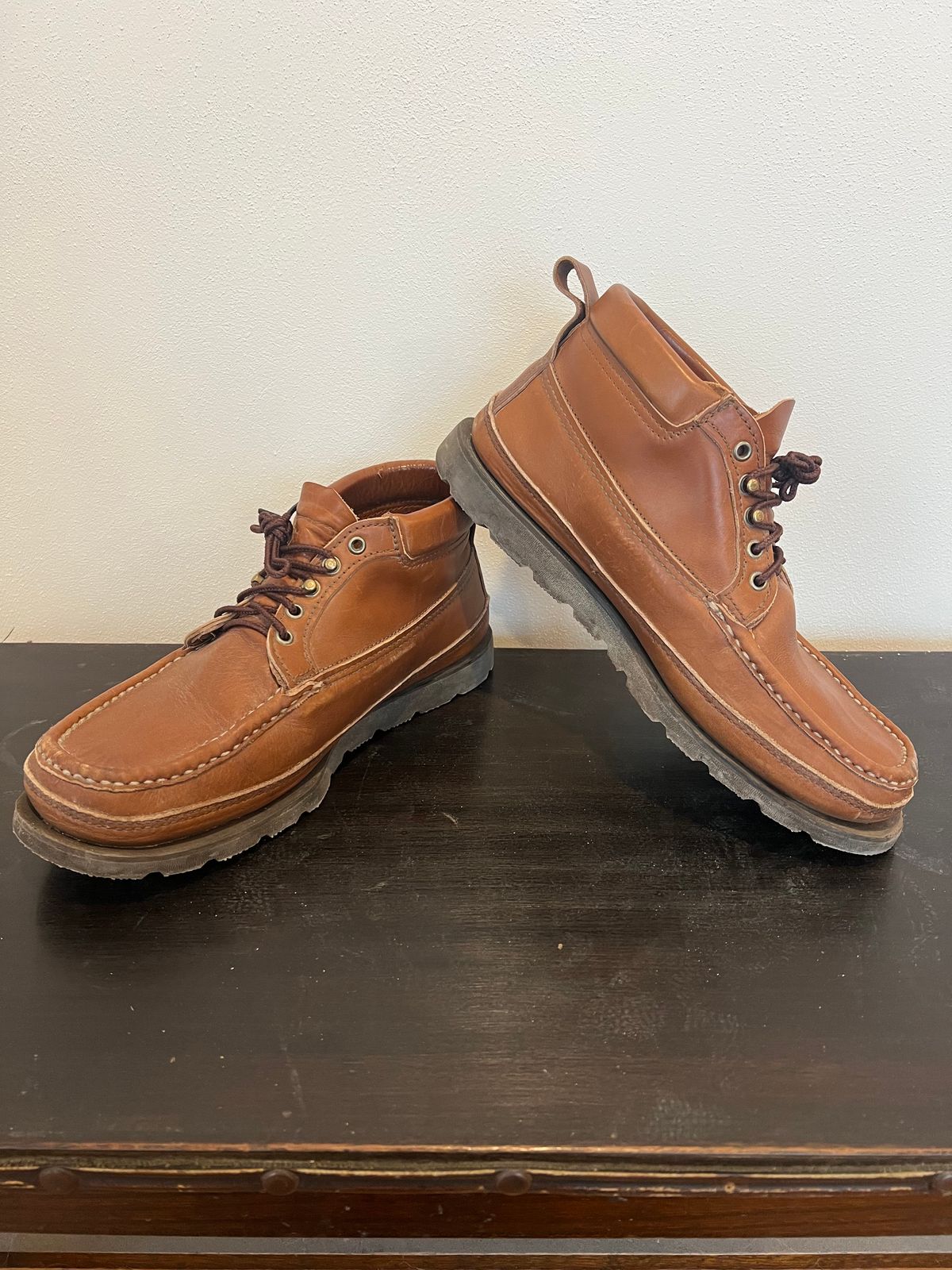 Photo by Chainstitch_1893 on December 5, 2025 of the Russell Moccasin Co. Traveling Sportsman in Tanneries Haas Tan French Veal.