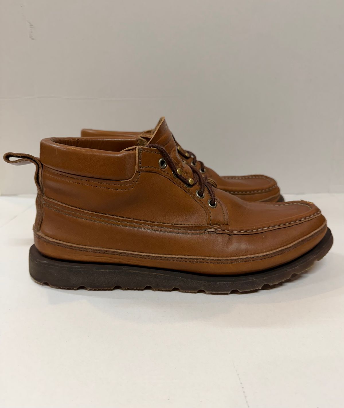 Photo by Chainstitch_1893 on February 5, 2026 of the Russell Moccasin Co. Traveling Sportsman in Tanneries Haas Tan French Veal.