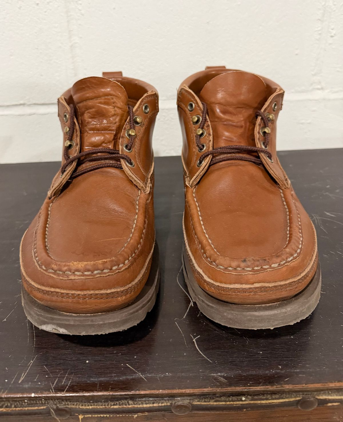 Photo by Chainstitch_1893 on March 6, 2026 of the Russell Moccasin Co. Traveling Sportsman in Tanneries Haas Tan French Veal.