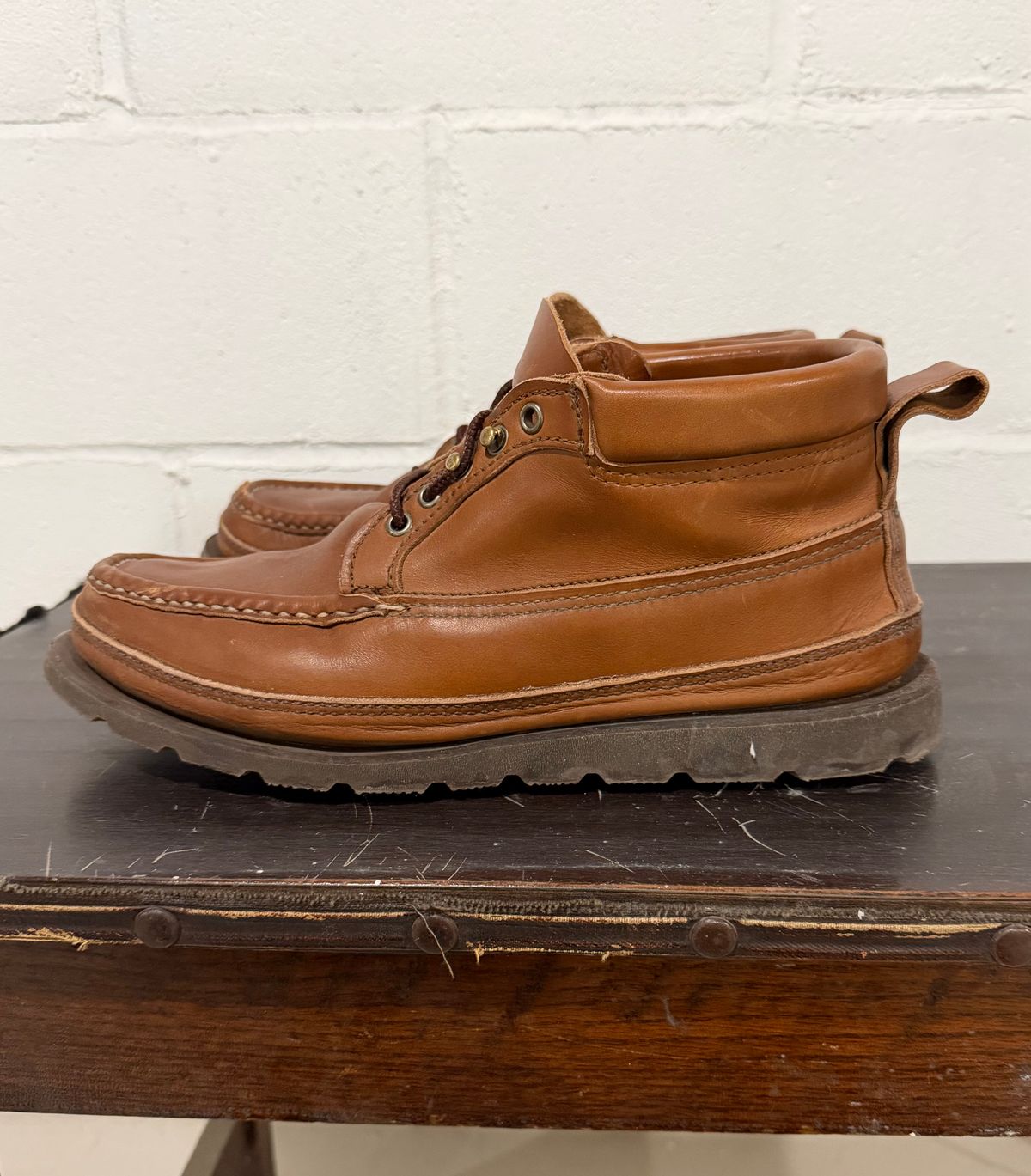 Photo by Chainstitch_1893 on March 6, 2026 of the Russell Moccasin Co. Traveling Sportsman in Tanneries Haas Tan French Veal.