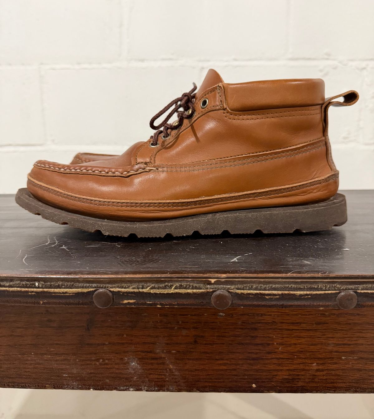 Photo by Chainstitch_1893 on April 4, 2026 of the Russell Moccasin Co. Traveling Sportsman in Tanneries Haas Tan French Veal.