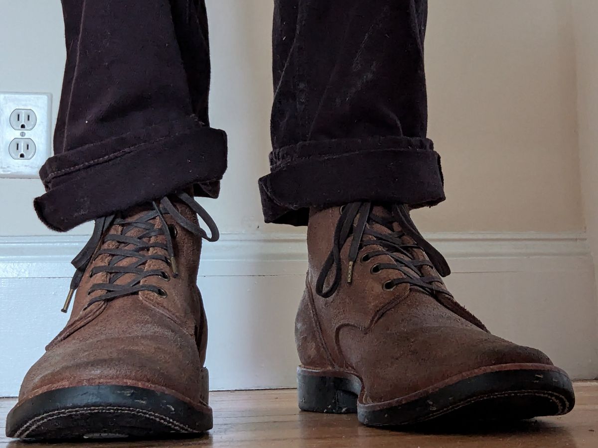 Photo by jonok228 on July 7, 2026 of the Quan Shoemaker Escape Boots in Brown Reverse Cowhide.