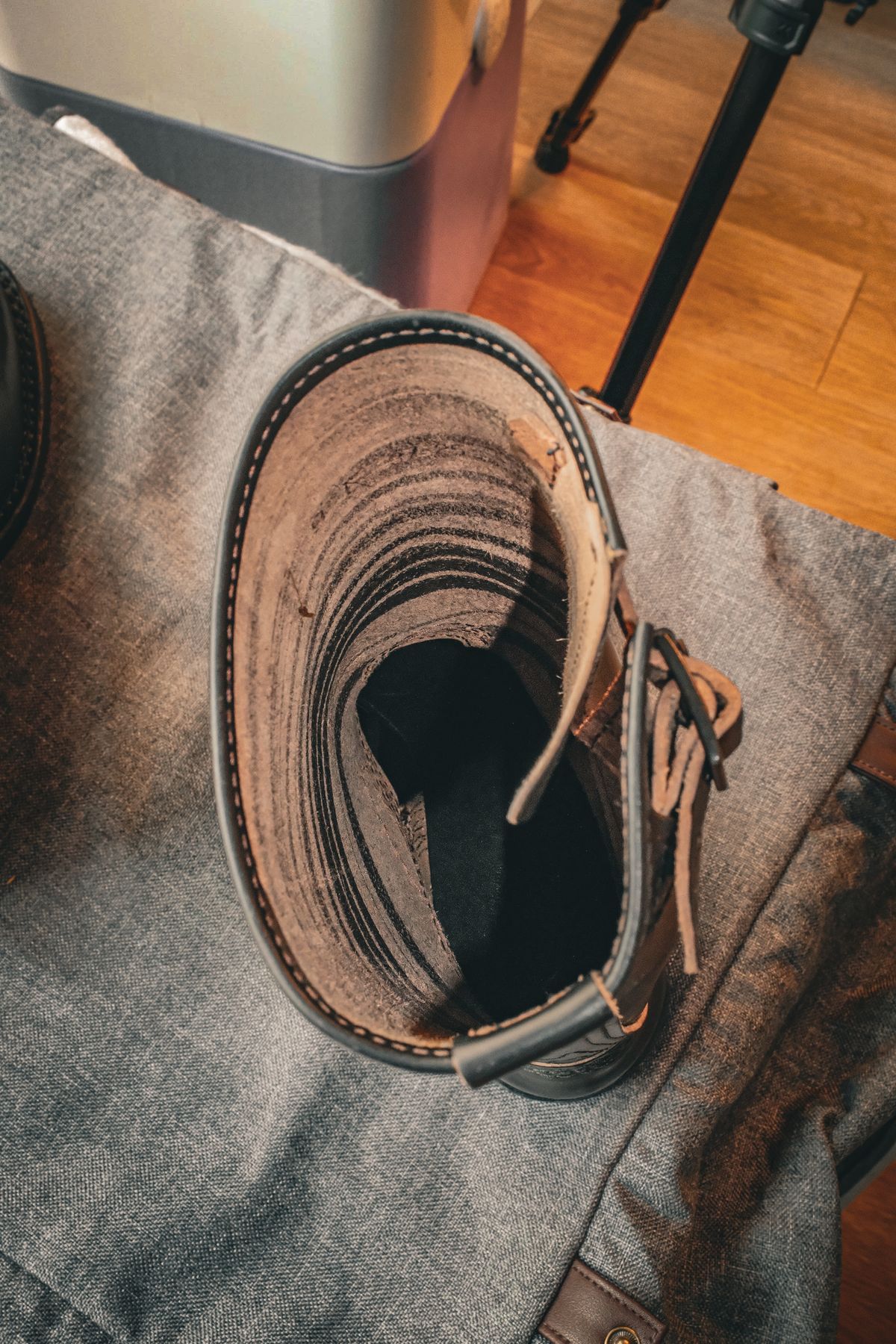 Photo by chris8leal on December 24, 2025 of the Wesco Mister Lou in Horween Black Chromexcel Horsehide.