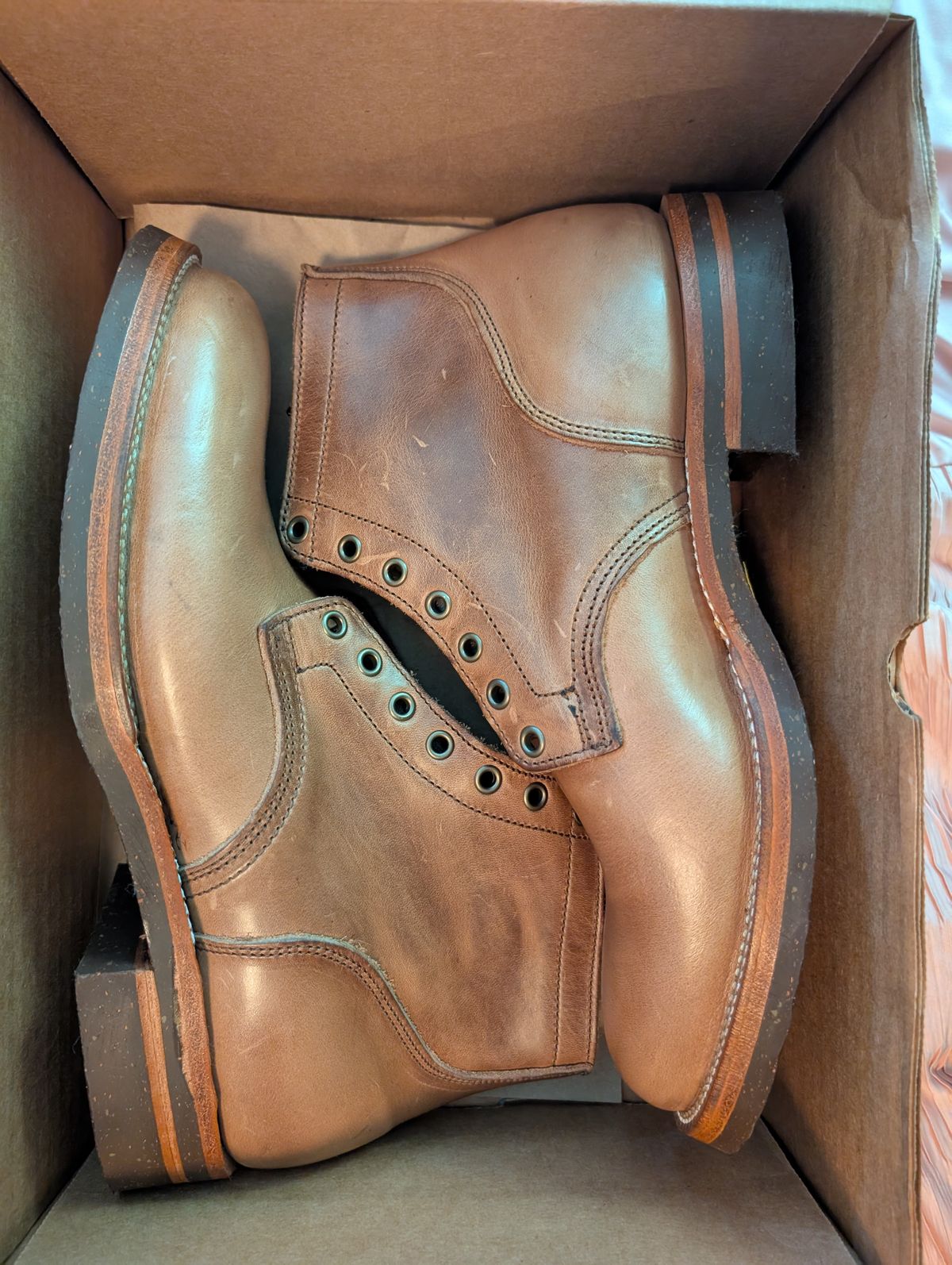 Photo by ZelieDad on September 15, 2025 of the Oak Street Bootmakers Storm Boot in Horween Natural Chromexcel.