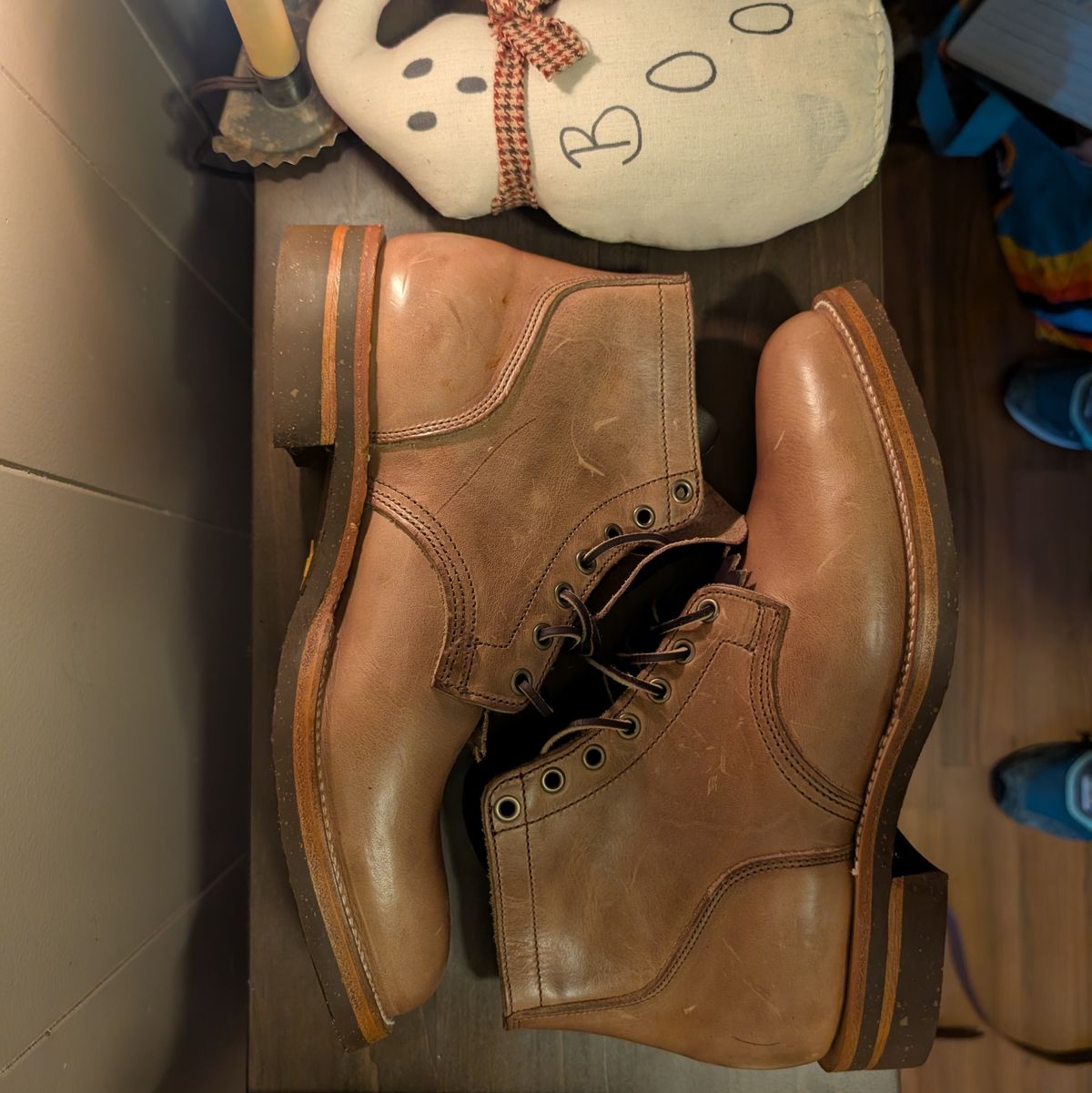 Photo by ZelieDad on October 1, 2025 of the Oak Street Bootmakers Storm Boot in Horween Natural Chromexcel.