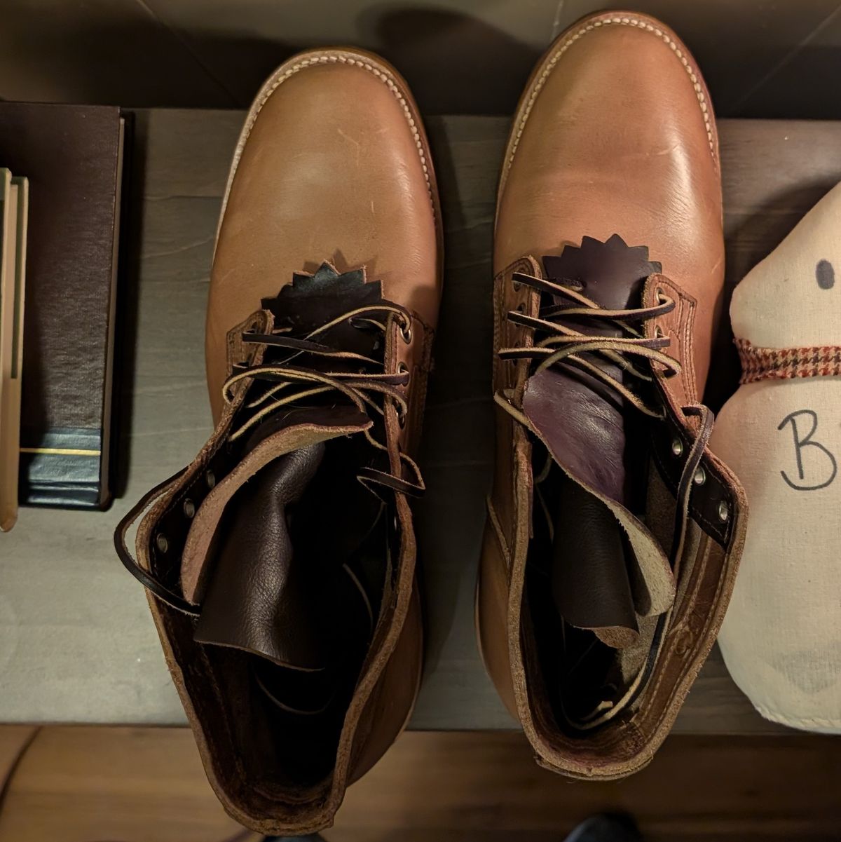 Photo by ZelieDad on October 1, 2025 of the Oak Street Bootmakers Storm Boot in Horween Natural Chromexcel.