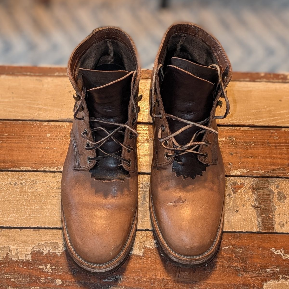 Photo by ZelieDad on November 1, 2025 of the Oak Street Bootmakers Storm Boot in Horween Natural Chromexcel.