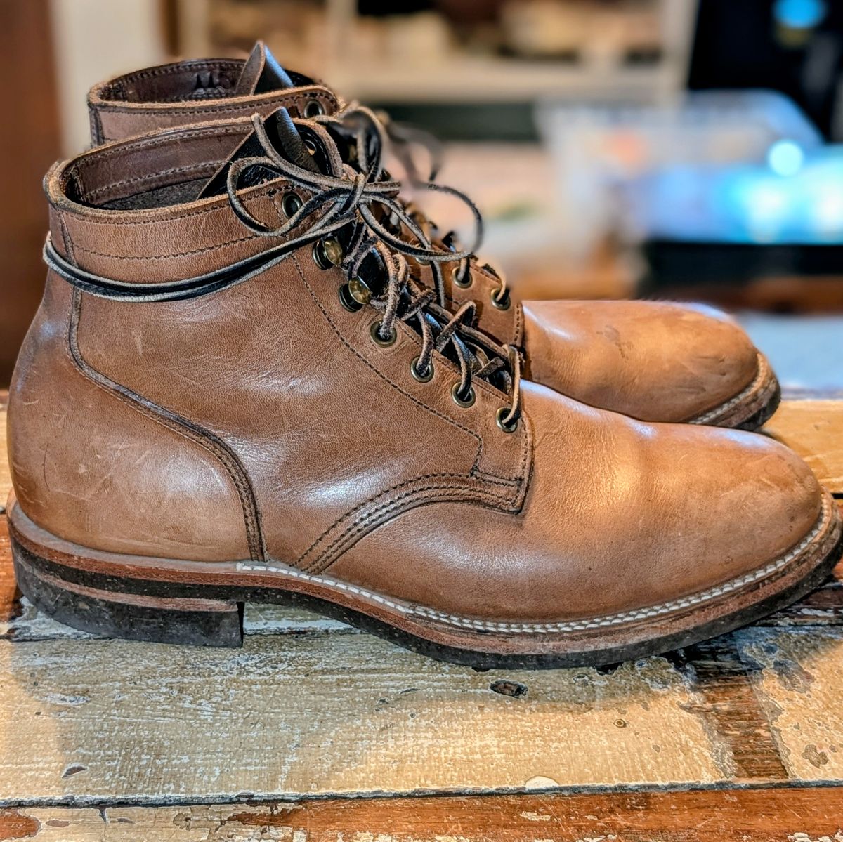 Photo by ZelieDad on November 30, 2025 of the Oak Street Bootmakers Storm Boot in Horween Natural Chromexcel.
