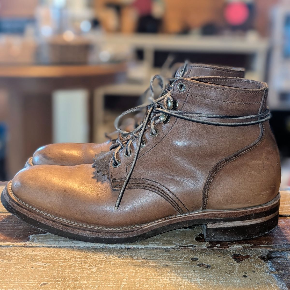 Photo by ZelieDad on January 2, 2026 of the Oak Street Bootmakers Storm Boot in Horween Natural Chromexcel.