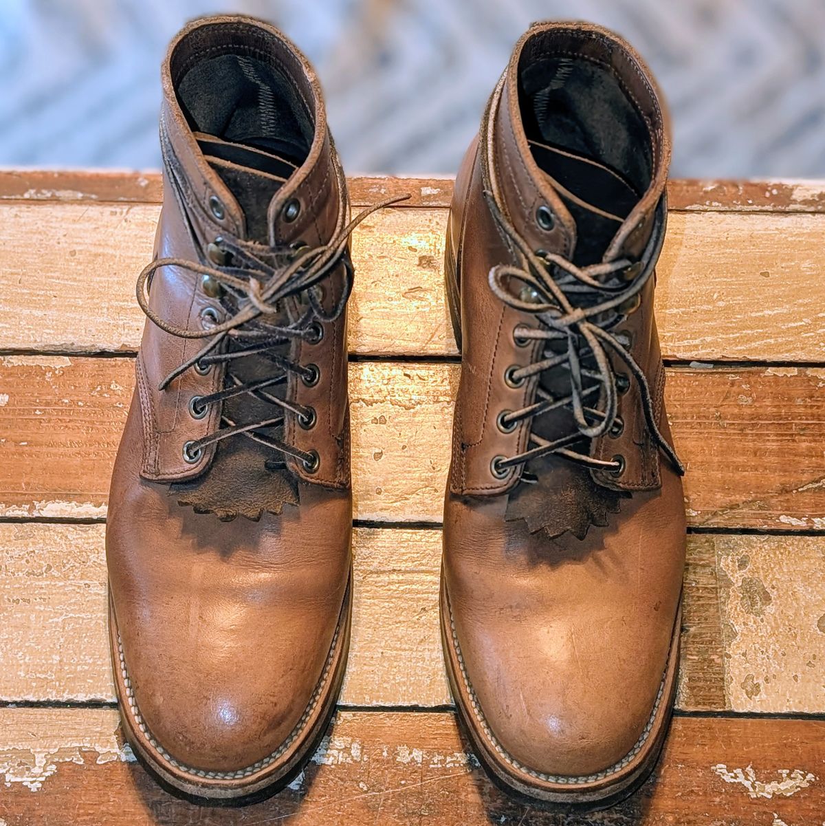Photo by ZelieDad on January 2, 2026 of the Oak Street Bootmakers Storm Boot in Horween Natural Chromexcel.