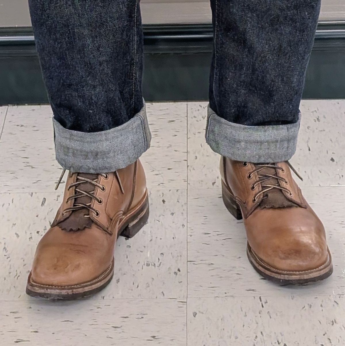 Photo by ZelieDad on January 2, 2026 of the Oak Street Bootmakers Storm Boot in Horween Natural Chromexcel.
