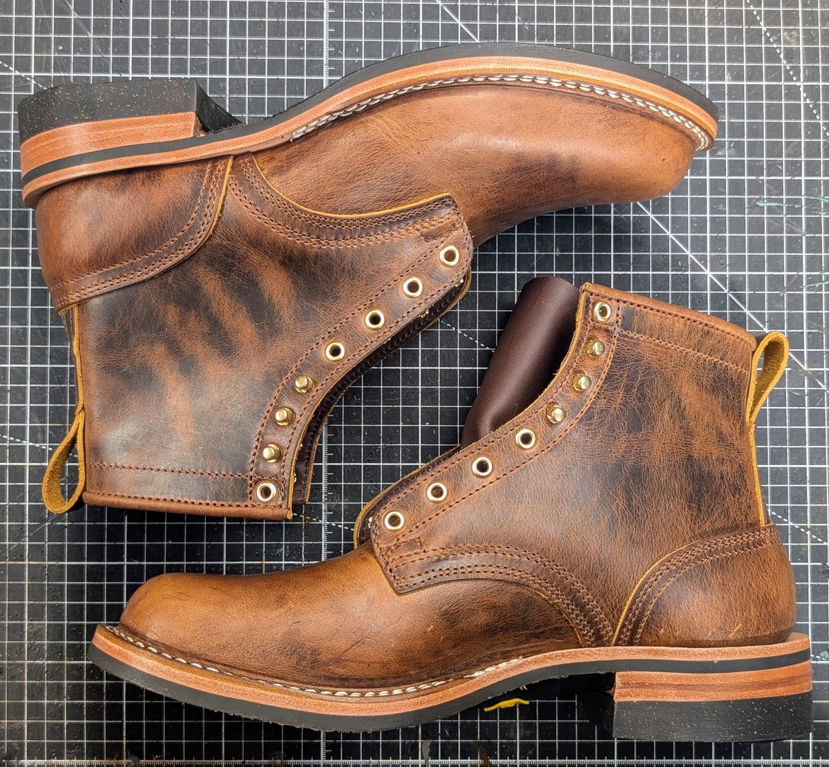 Photo by ZelieDad on February 5, 2026 of the Nicks MTO in Horween Orange Predator.