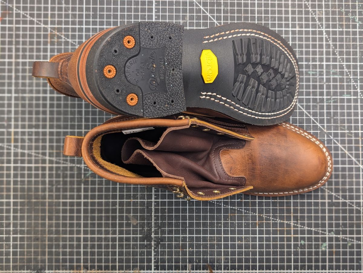 Photo by ZelieDad on February 5, 2026 of the Nicks Robert in Horween Orange Predator.